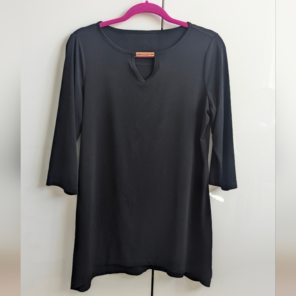 Belle by Kim Gravel Black 3/4 sleeve Gold Bar Detail Top